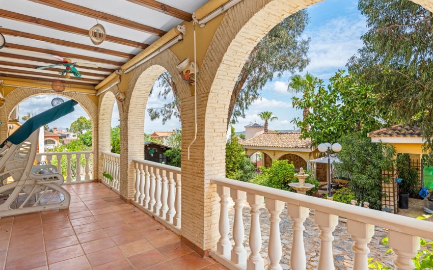 Revente - Villa -
Jacarilla - Inland