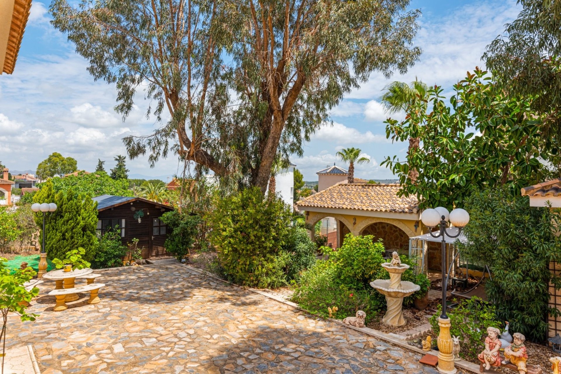 Revente - Villa -
Jacarilla - Inland