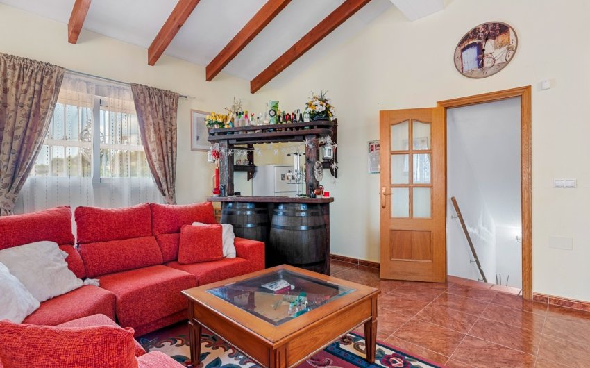 Revente - Villa -
Jacarilla - Inland