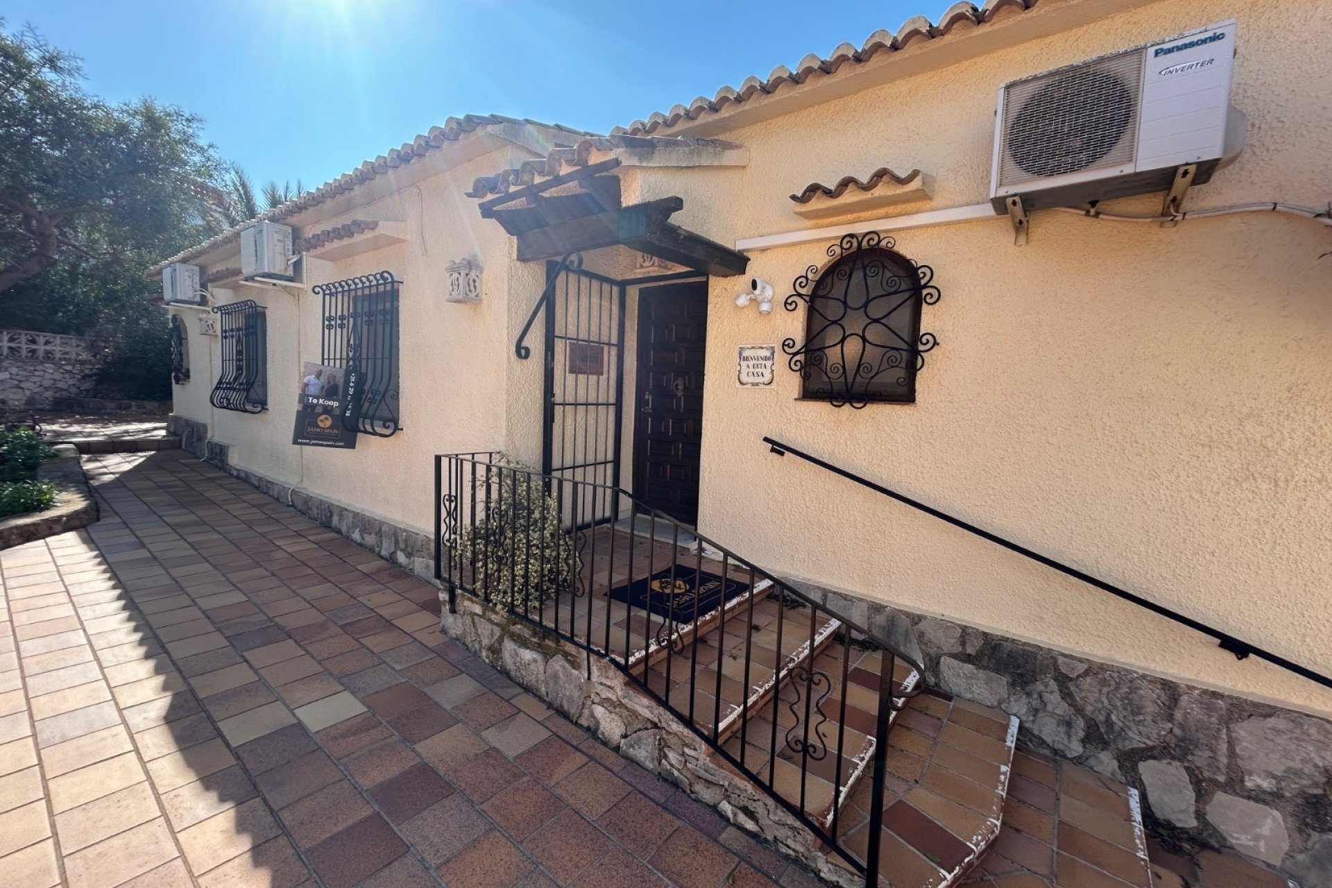 Revente - Villa -
Jávea - Montgó