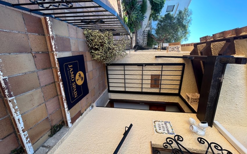 Revente - Villa -
Jávea - Montgó