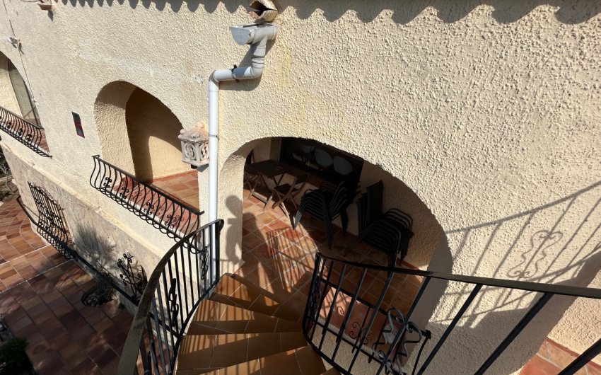 Revente - Villa -
Jávea - Montgó