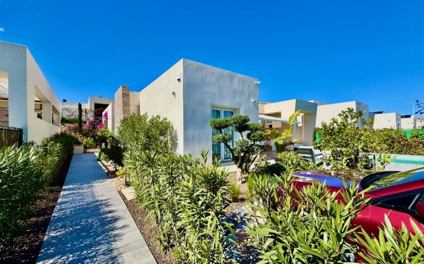 Revente - Villa -
La Finca Golf - Algorfa