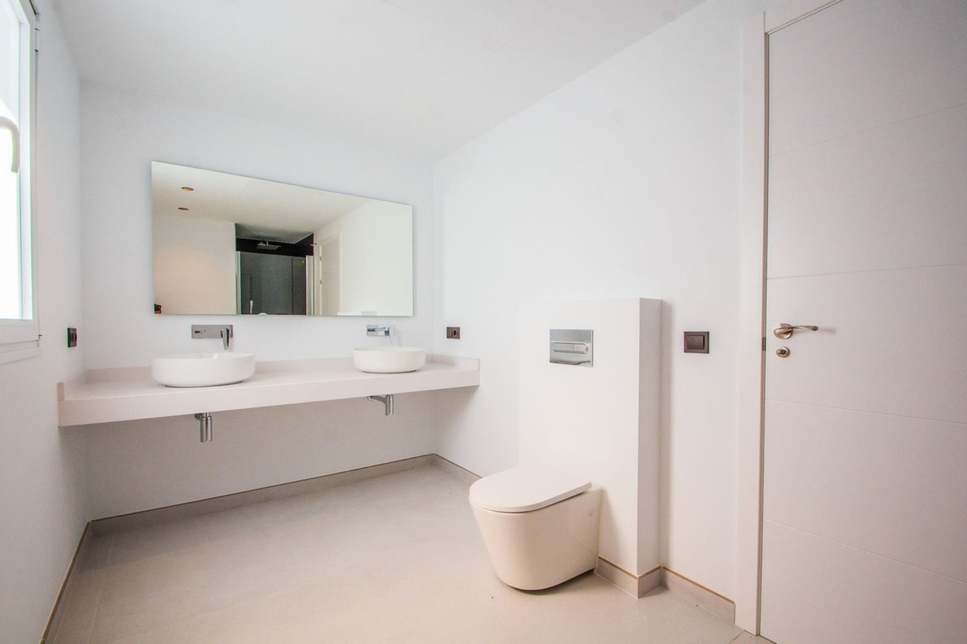 Revente - Villa -
La Mairena - Inland