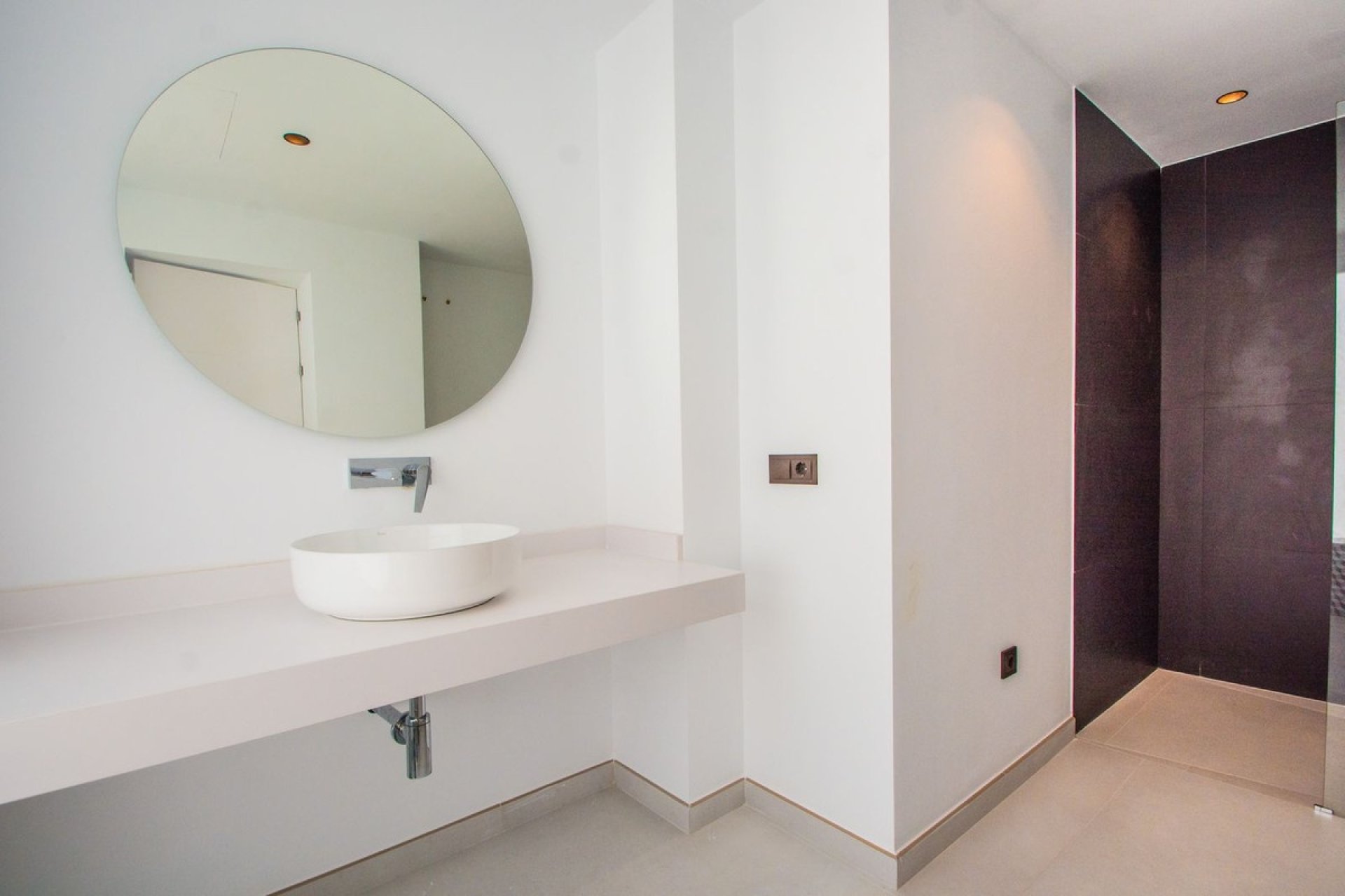 Revente - Villa -
La Mairena - Inland