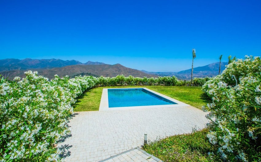 Revente - Villa -
La Mairena - Inland