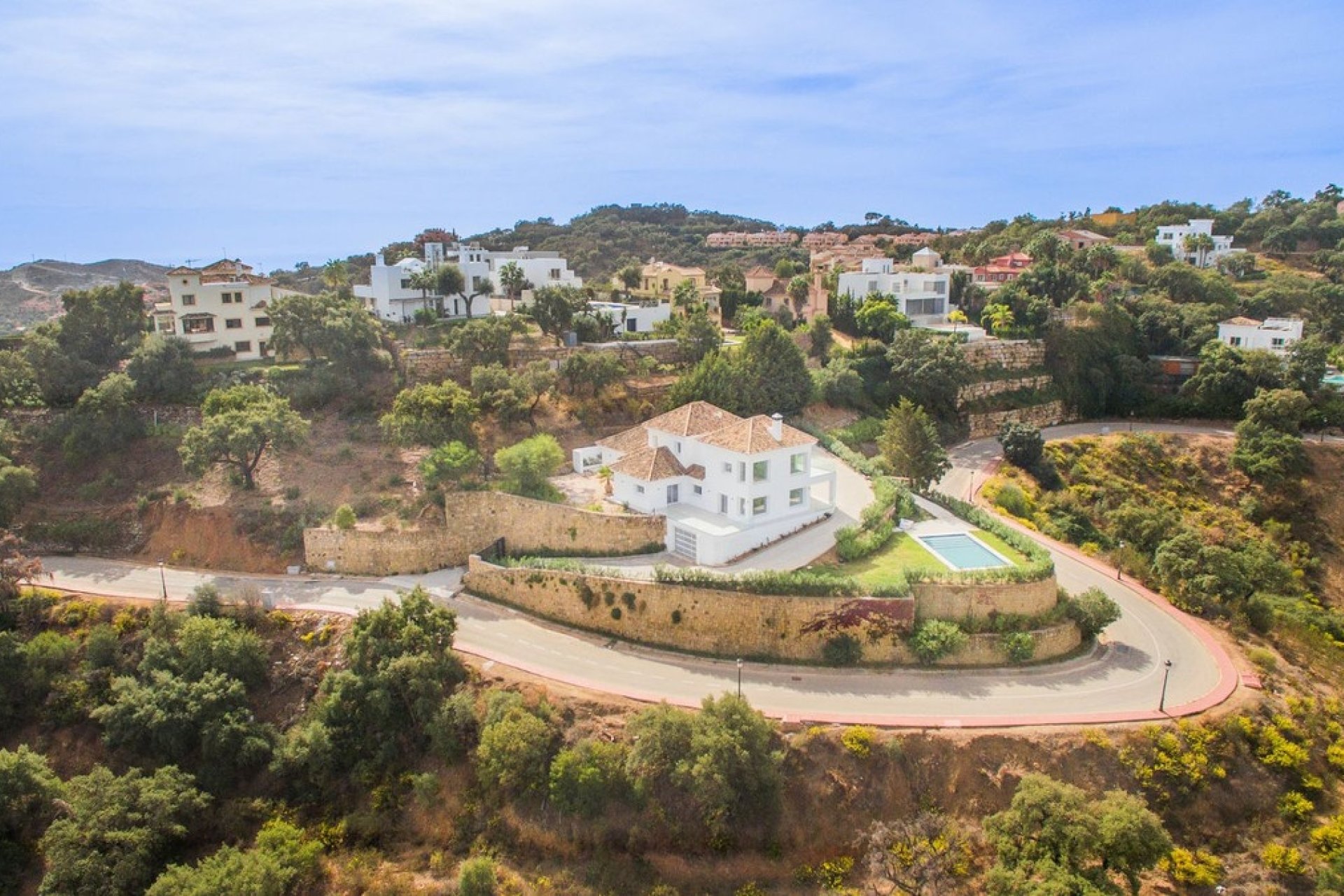 Revente - Villa -
La Mairena - Inland