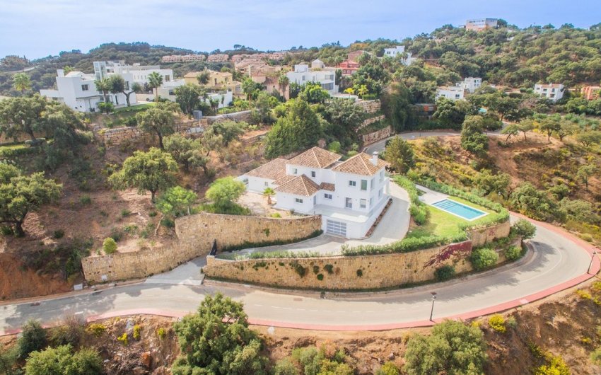 Revente - Villa -
La Mairena - Inland