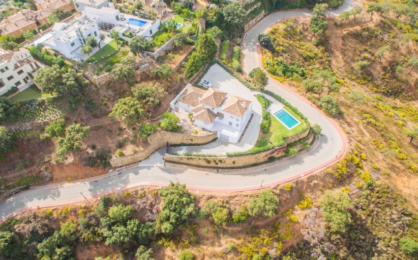 Revente - Villa -
La Mairena - Inland