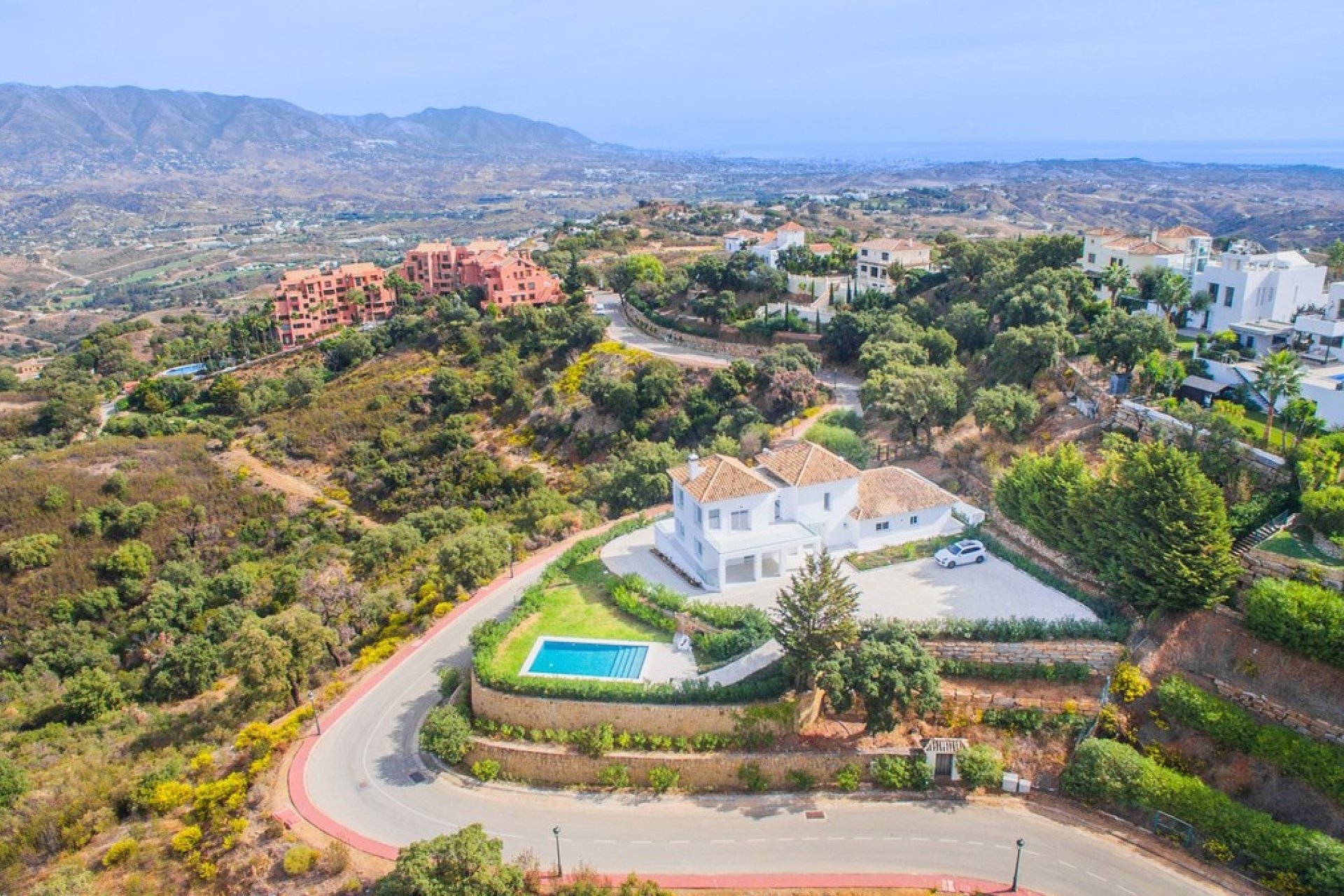 Revente - Villa -
La Mairena - Inland