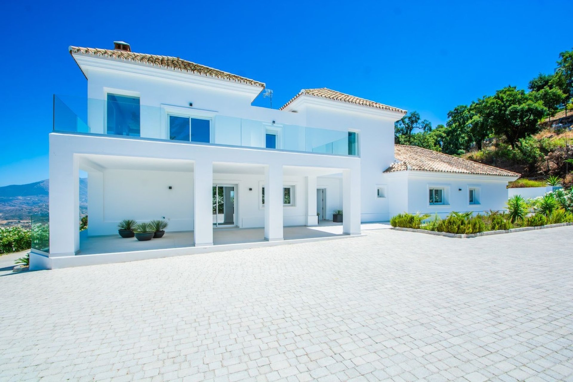 Revente - Villa -
La Mairena - Inland