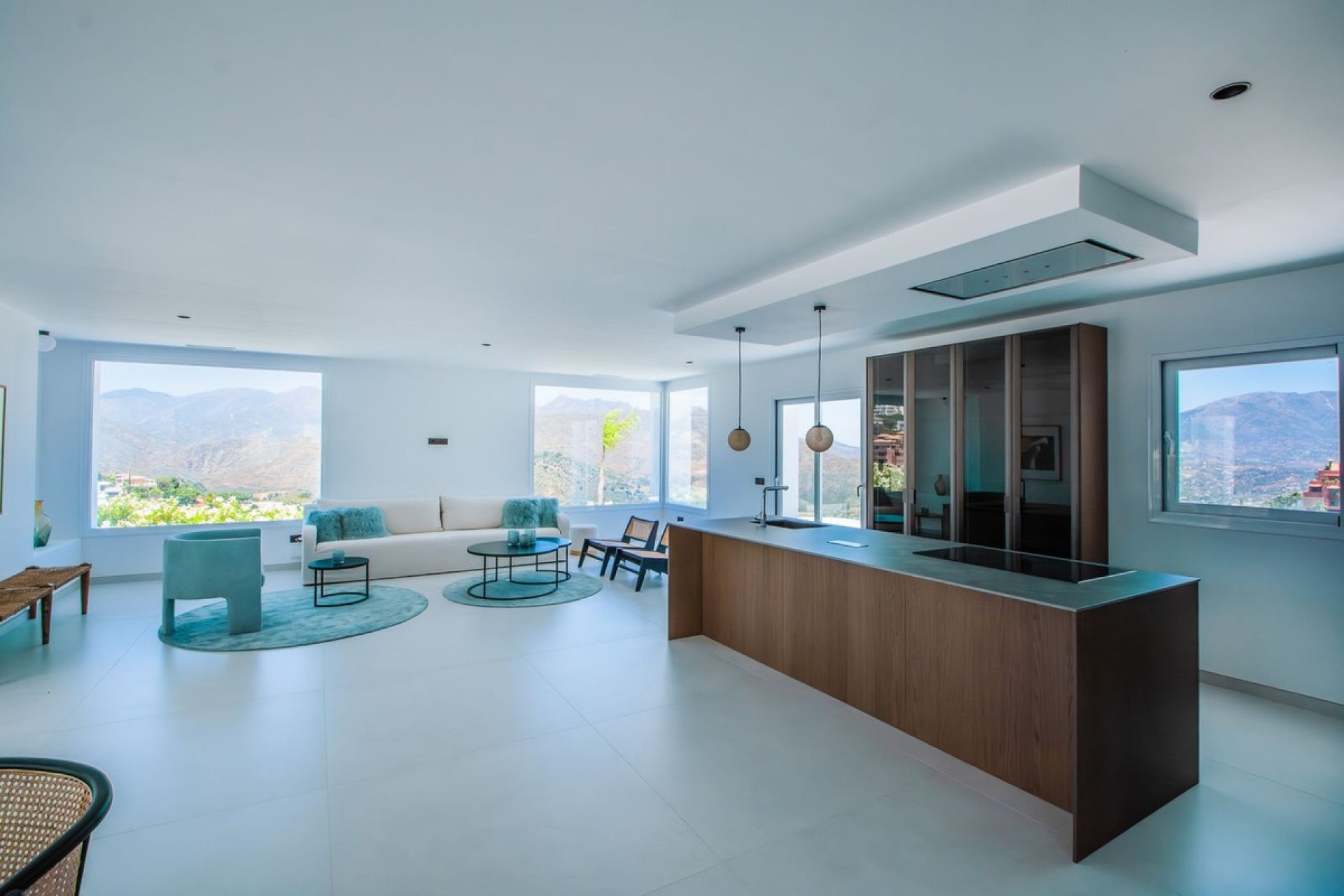 Revente - Villa -
La Mairena - Inland