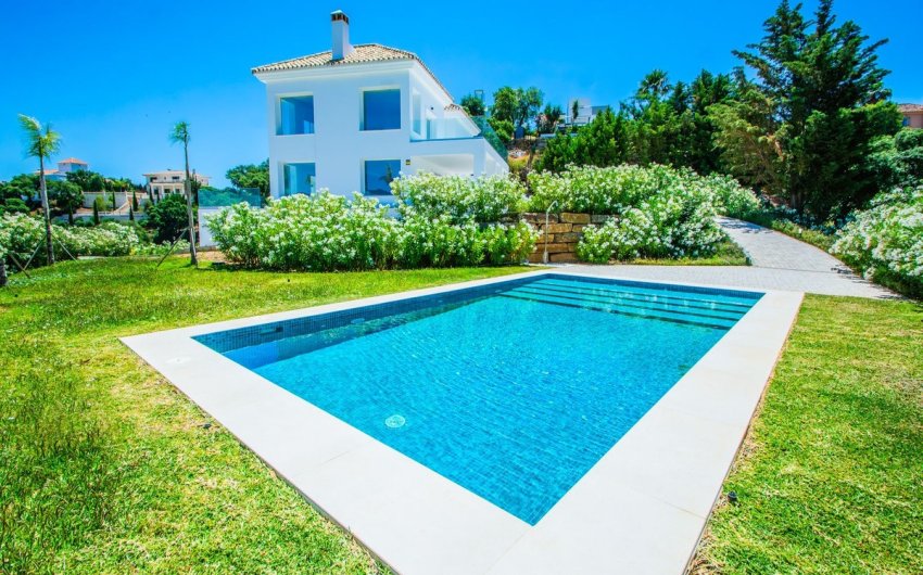 Revente - Villa -
La Mairena - Inland