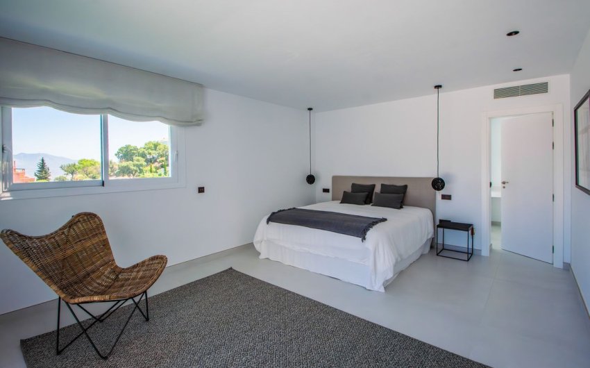 Revente - Villa -
La Mairena - Inland
