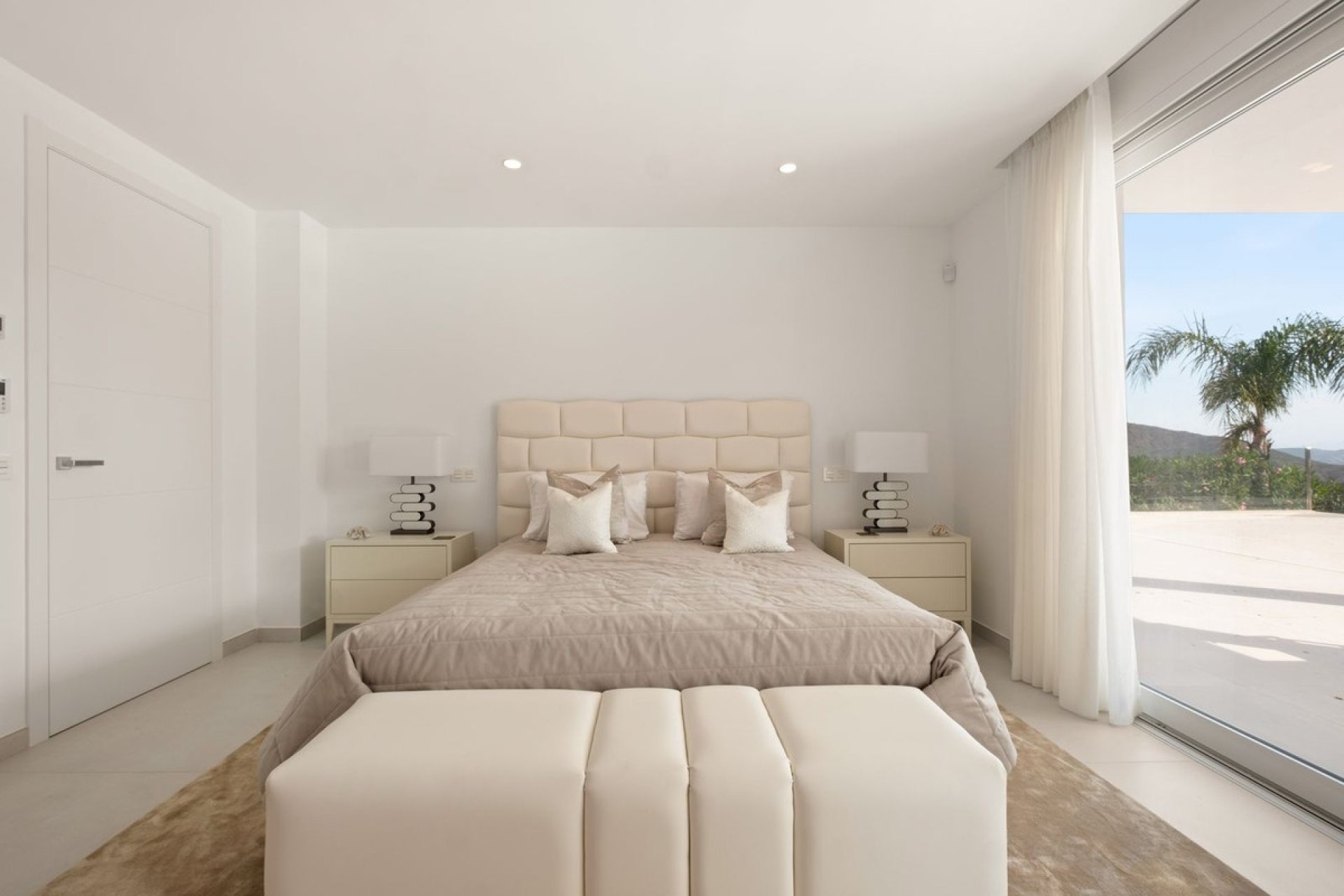Revente - Villa -
La Mairena - Inland