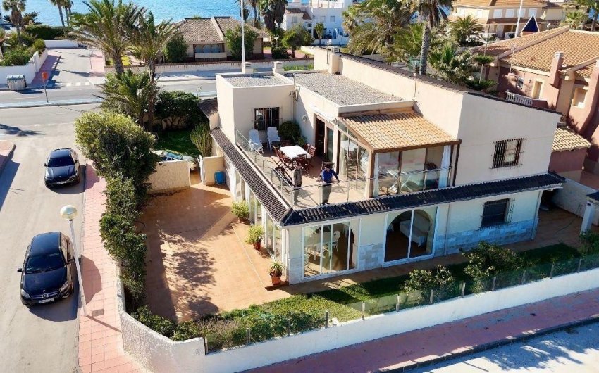 Revente - Villa -
La Manga del Mar Menor - Playa De Las Gaviotas-el Pedrucho