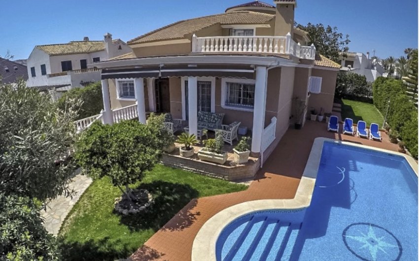 Revente - Villa -
La Mata - Costa Blanca