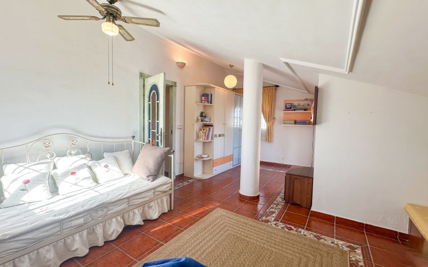 Revente - Villa -
La Mata - Costa Blanca