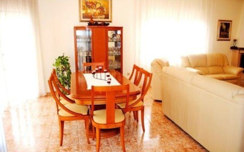 Revente - Villa -
La Zenia - Costa Blanca