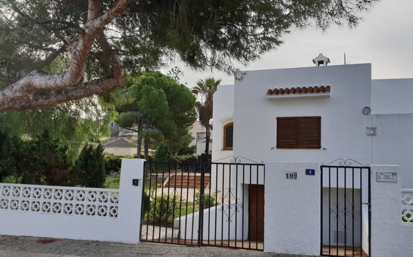 Revente - Villa -
La Zenia - Costa Blanca