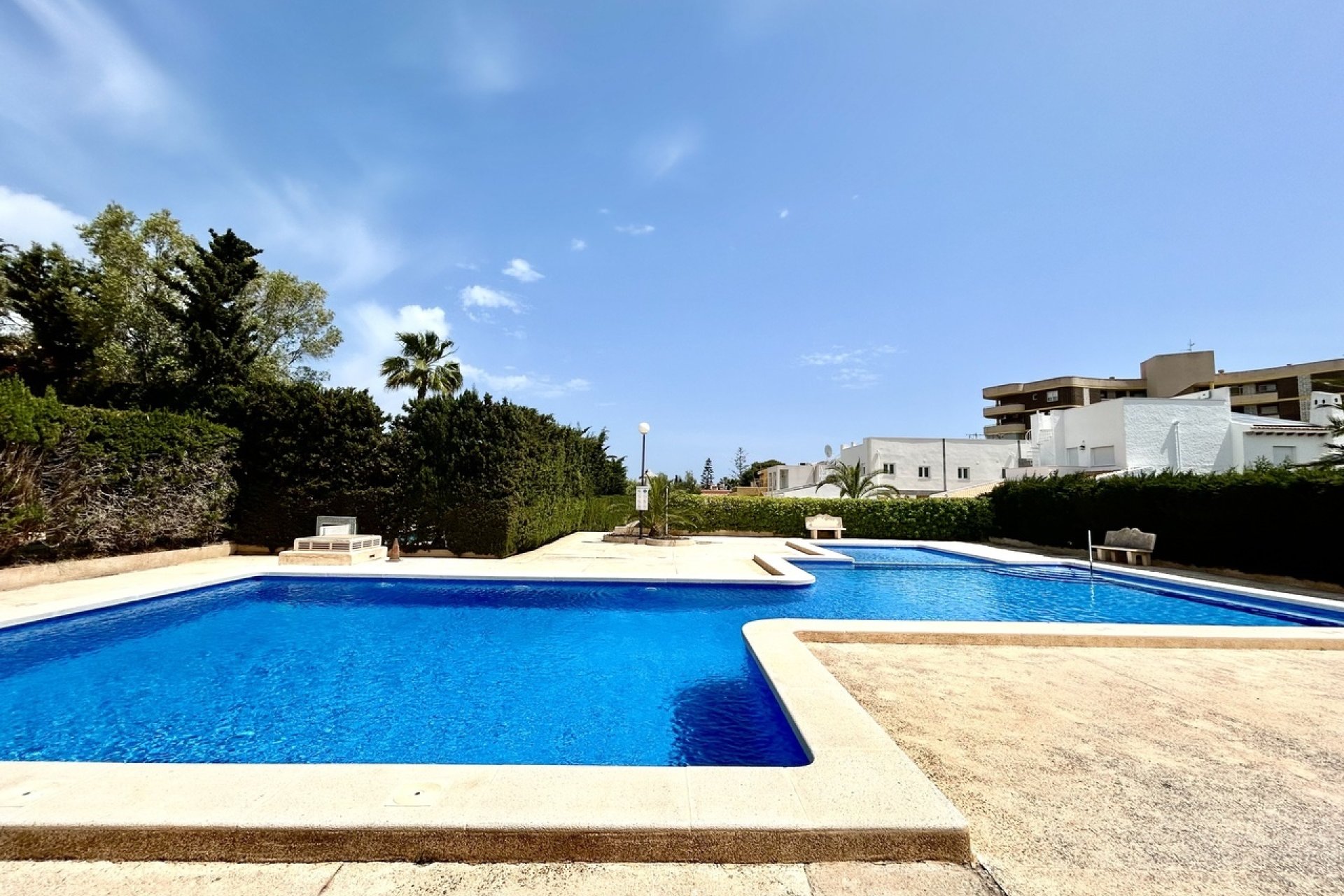 Revente - Villa -
La Zenia - Costa Blanca