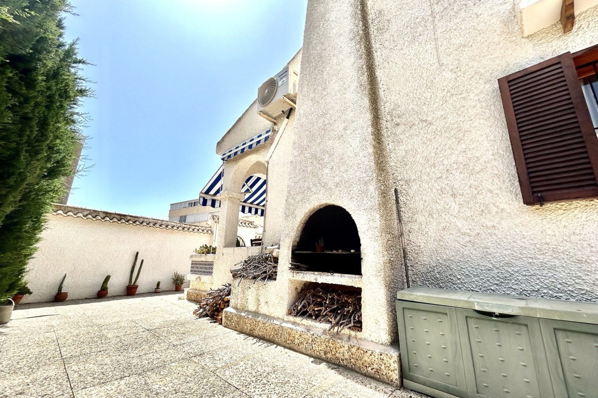 Revente - Villa -
La Zenia - Costa Blanca