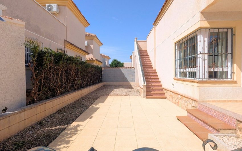 Revente - Villa -
Lo Crispin - Inland