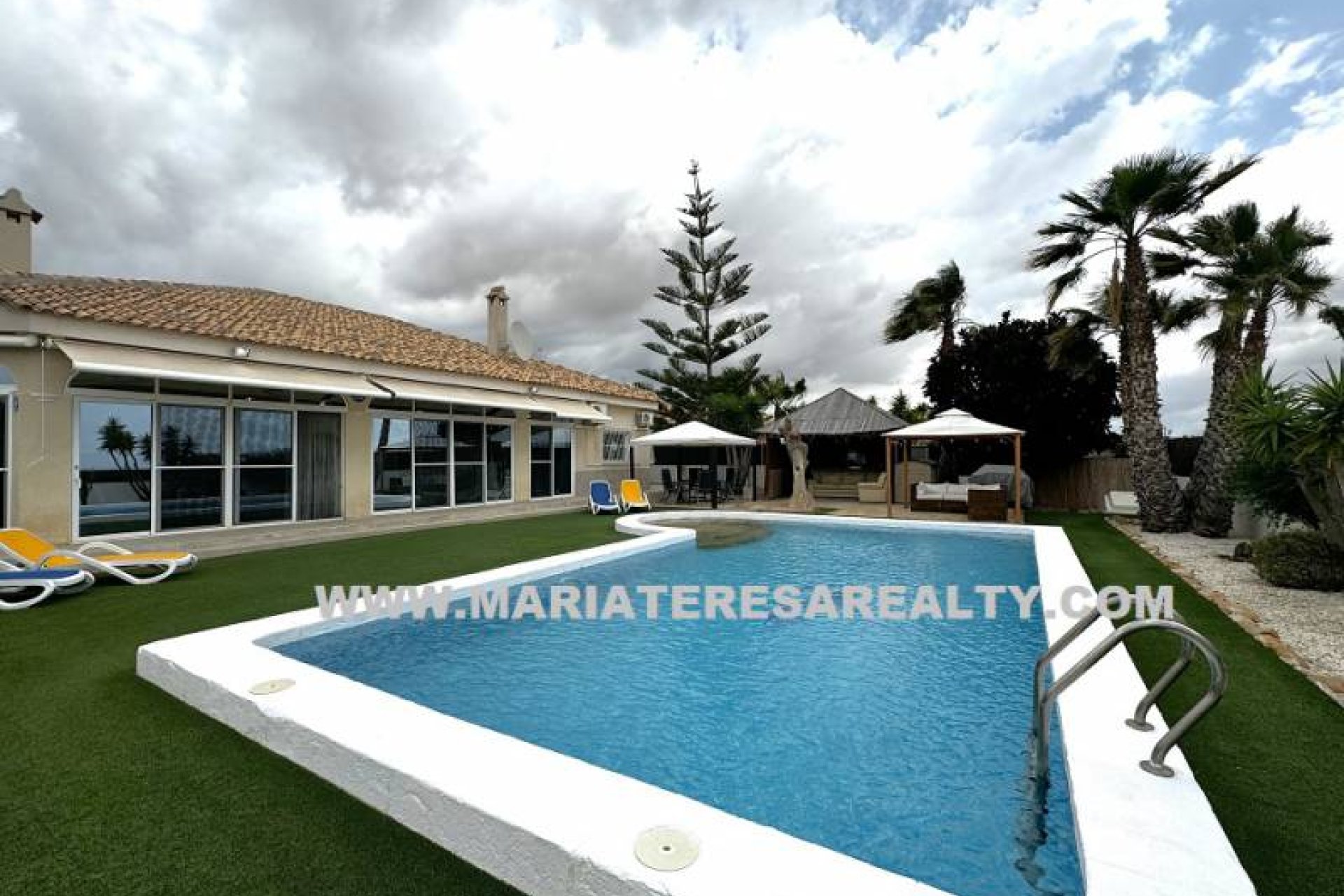 Revente - Villa -
Lo Santiago - Gea y Trujols