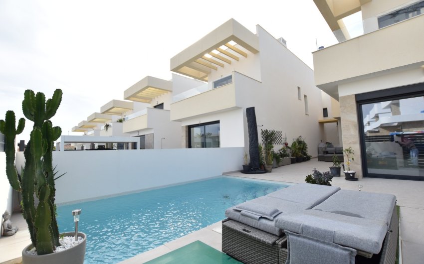 Revente - Villa -
Los Montesinos - Costa Blanca