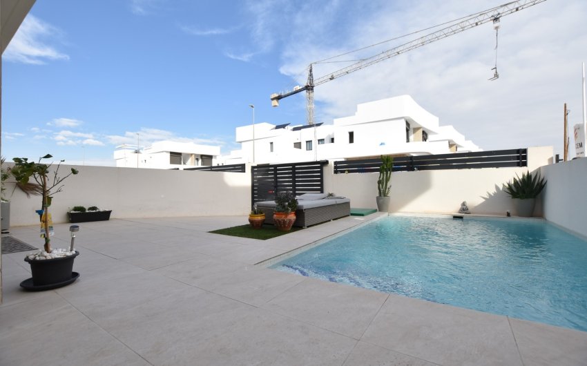 Revente - Villa -
Los Montesinos - Costa Blanca