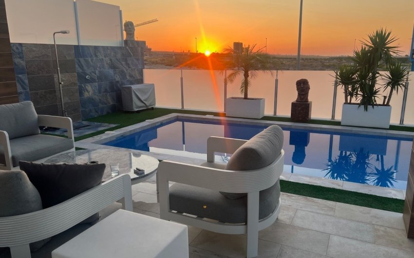 Revente - Villa -
Los Montesinos - Costa Blanca