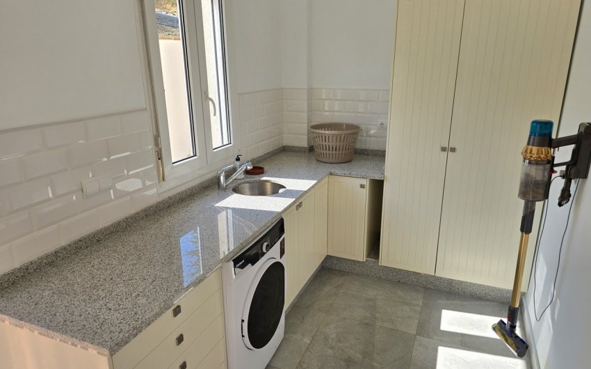 Revente - Villa -
Los Romanes - Inland