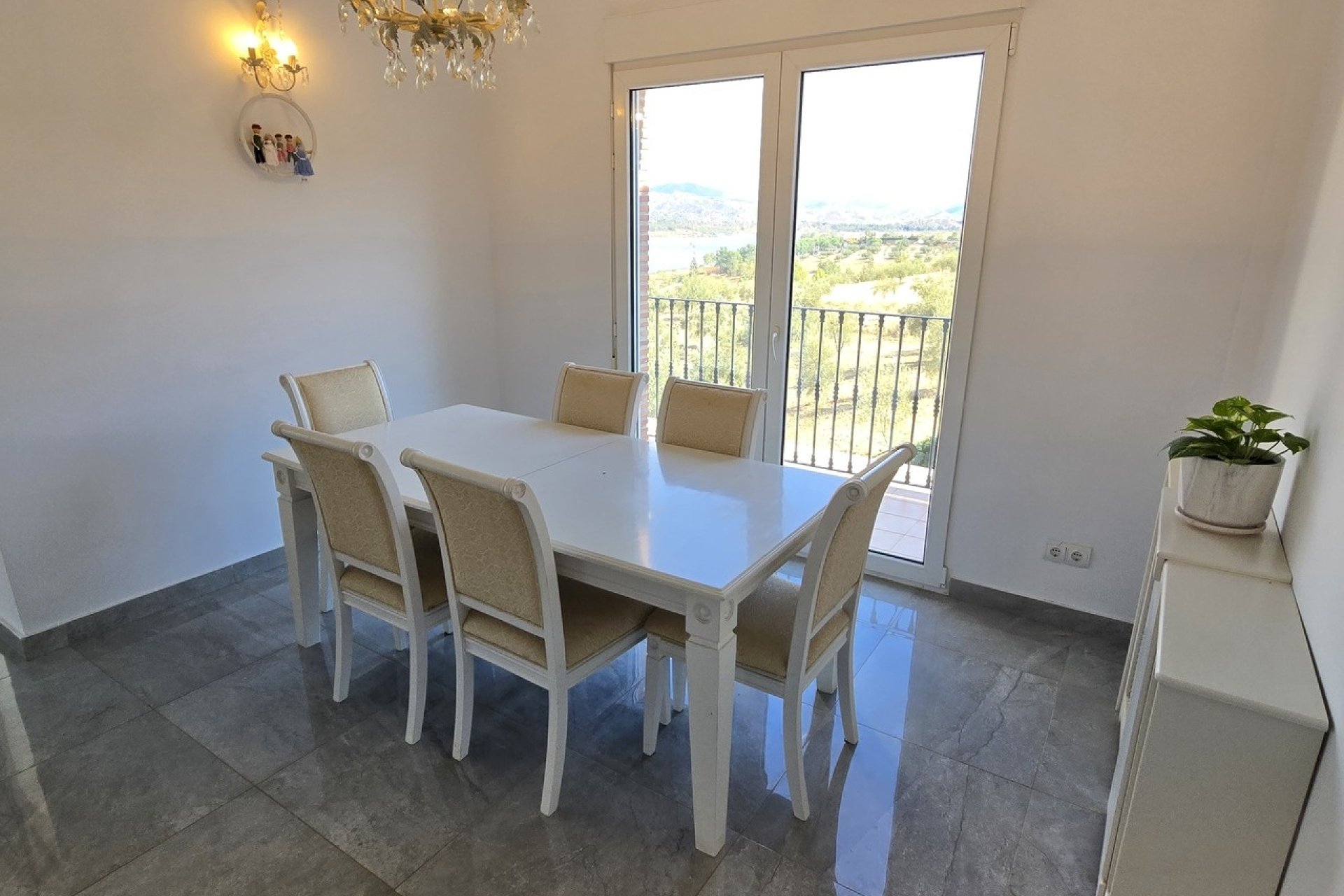 Revente - Villa -
Los Romanes - Inland