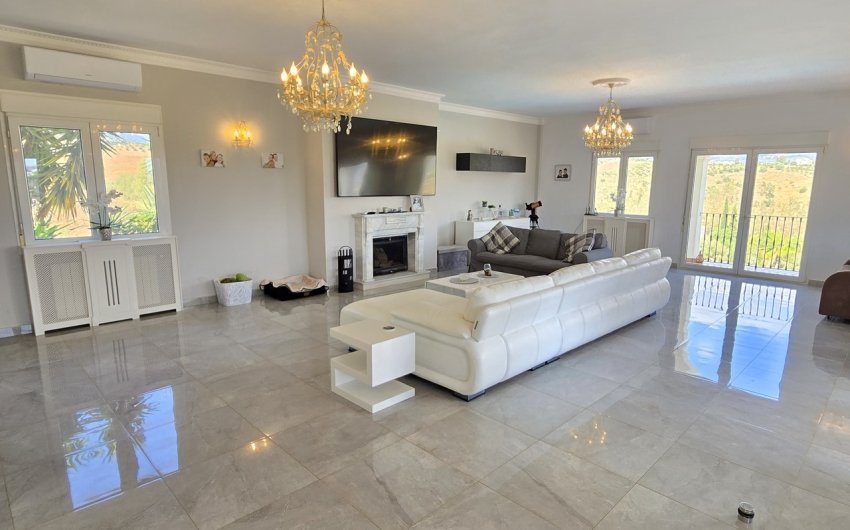 Revente - Villa -
Los Romanes - Inland