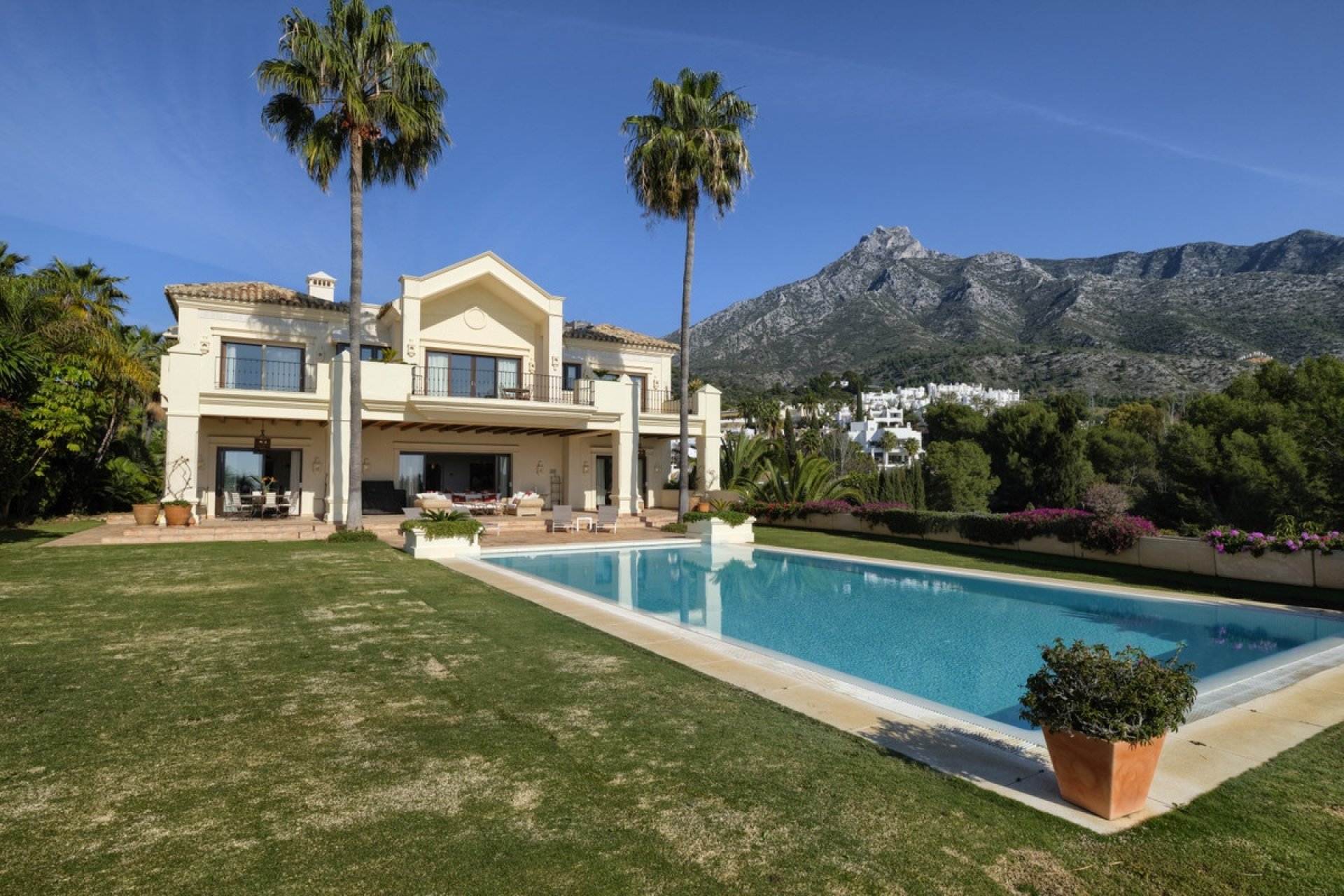 Revente - Villa -
Marbella - Costa del Sol