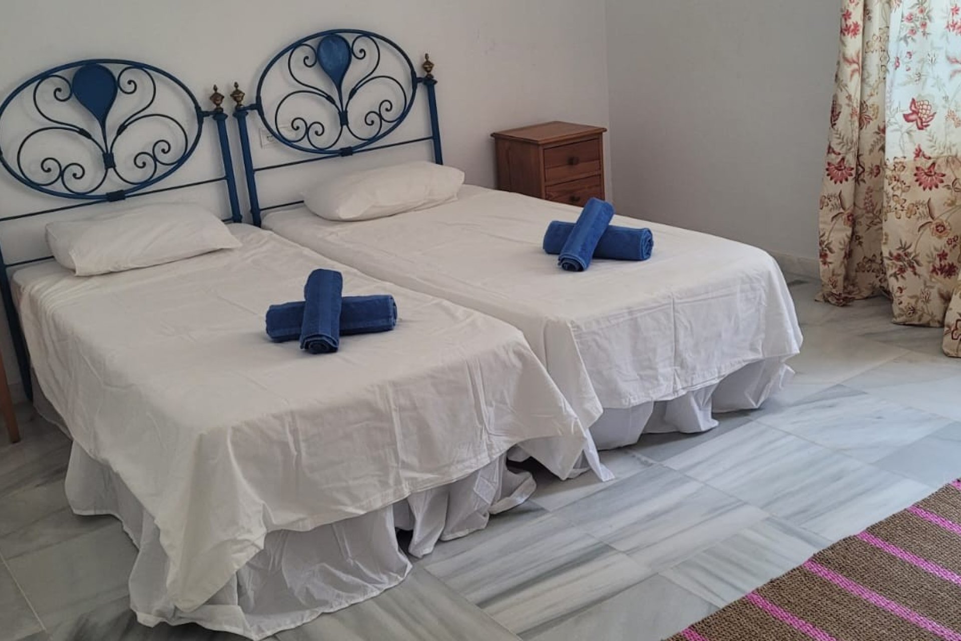 Revente - Villa -
Marbella - Las Chapas