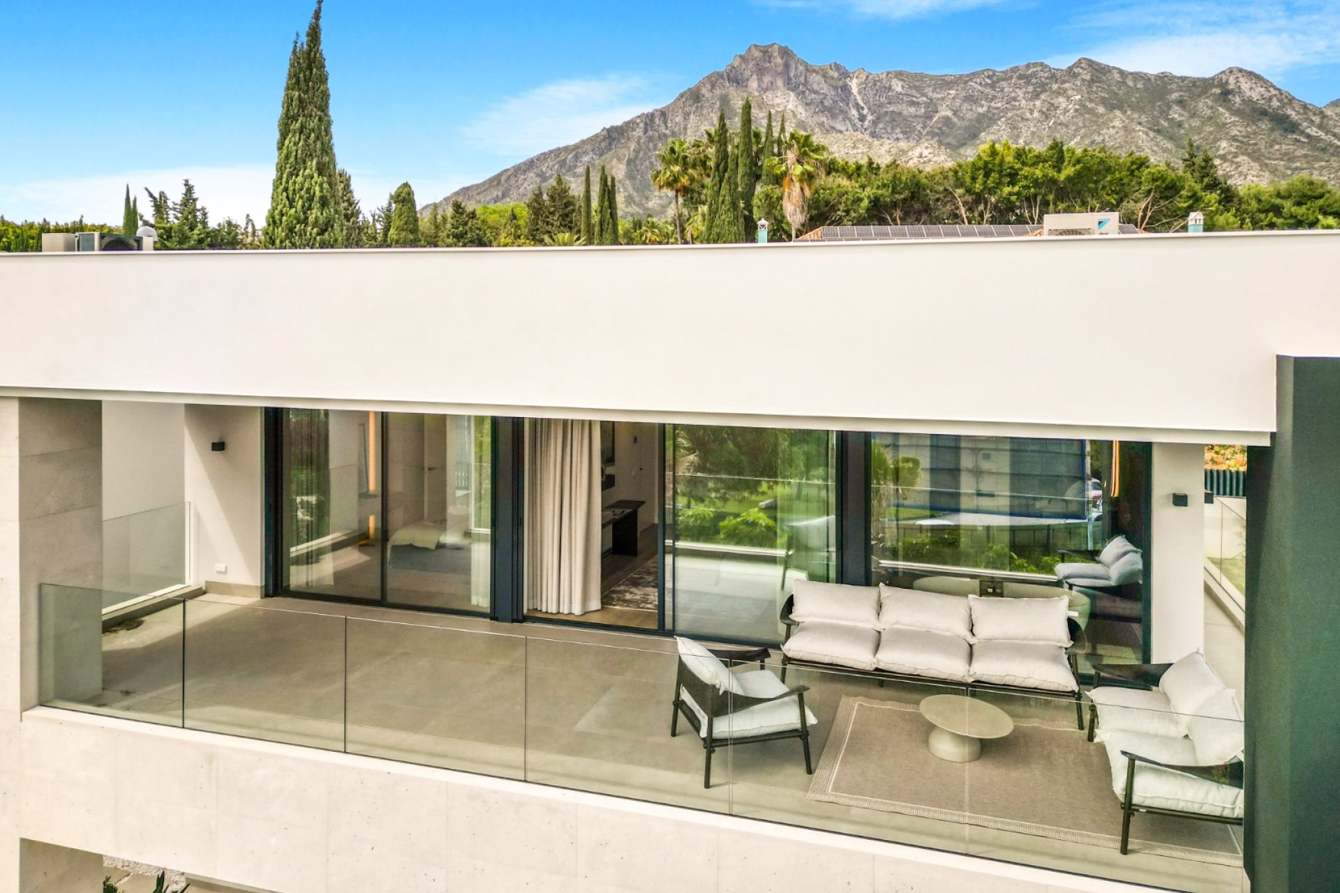 Revente - Villa -
Marbella - Nagueles