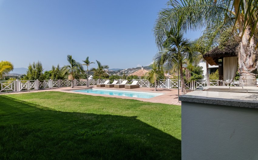 Revente - Villa -
Marbella - Nueva Andalucía