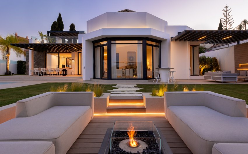 Revente - Villa -
Marbella - Nueva Andalucía