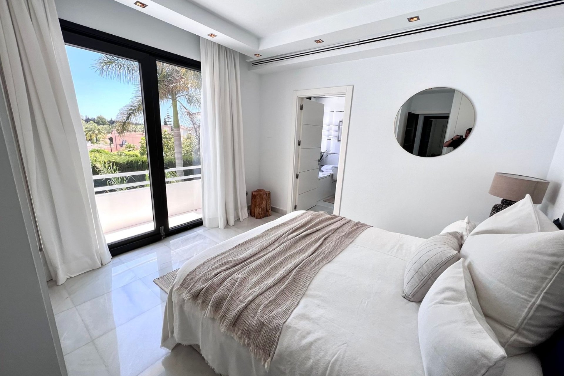 Revente - Villa -
Marbella - Nueva Andalucía