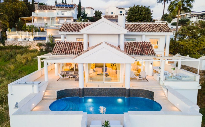 Revente - Villa -
Marbella - Nueva Andalucía