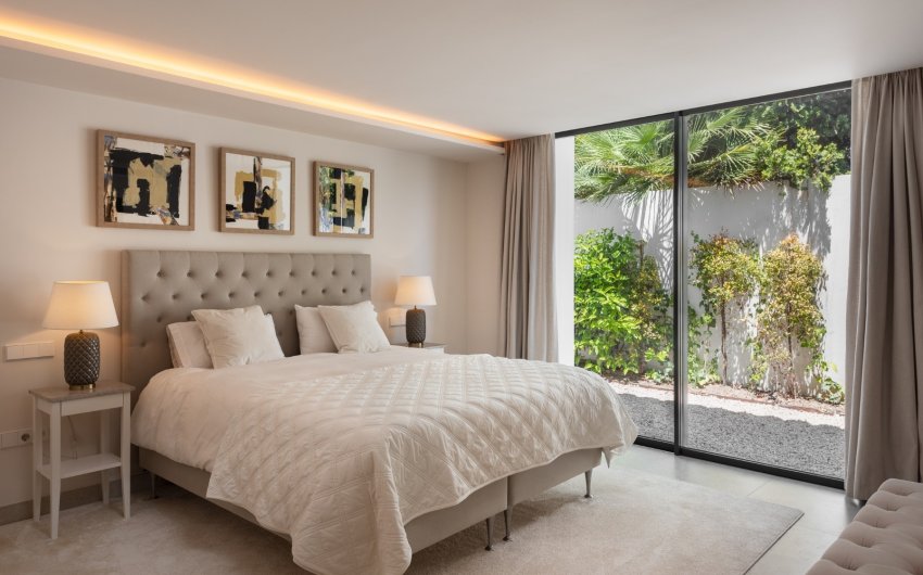 Revente - Villa -
Marbella - Nueva Andalucía