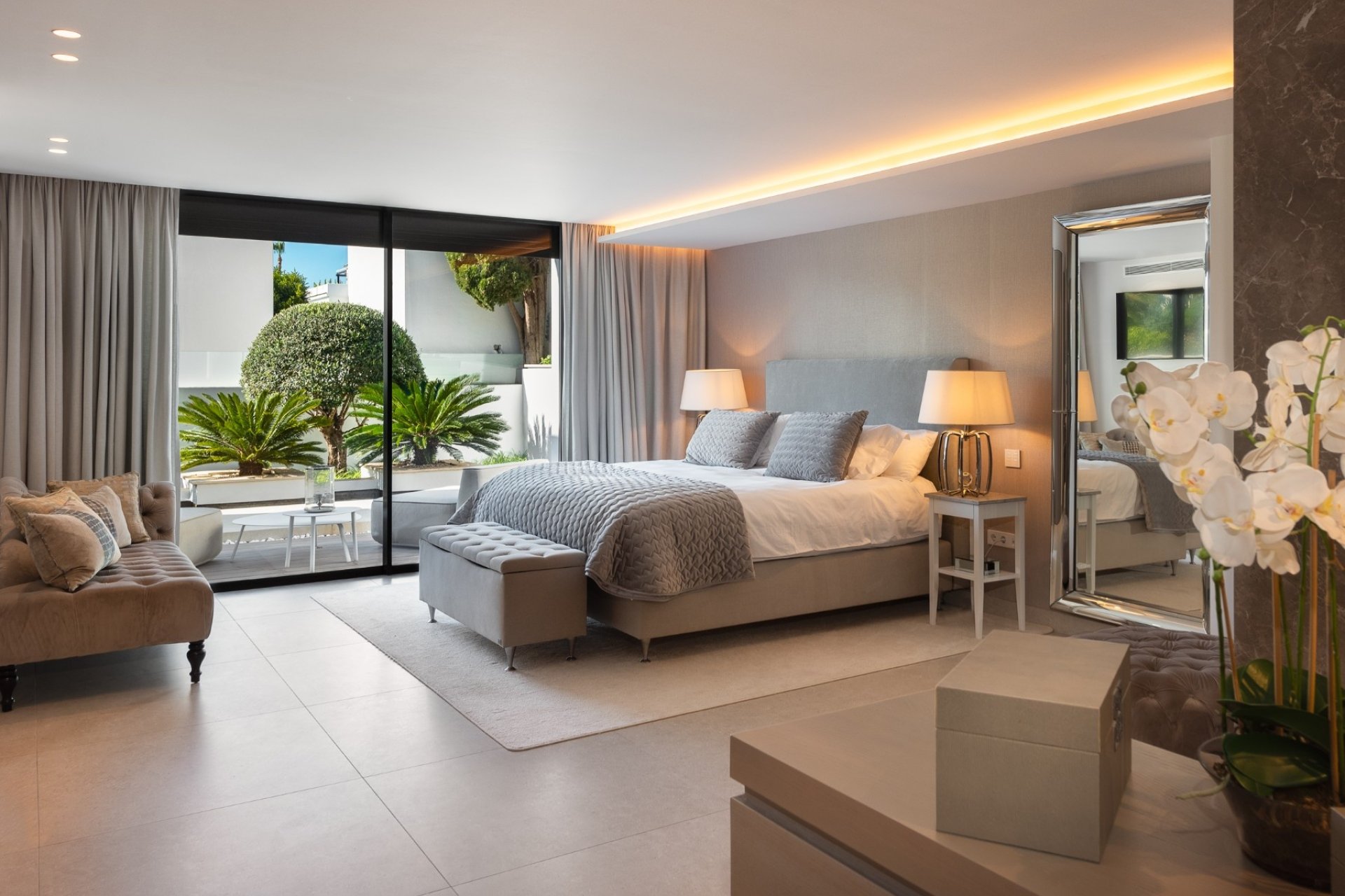 Revente - Villa -
Marbella - Nueva Andalucía