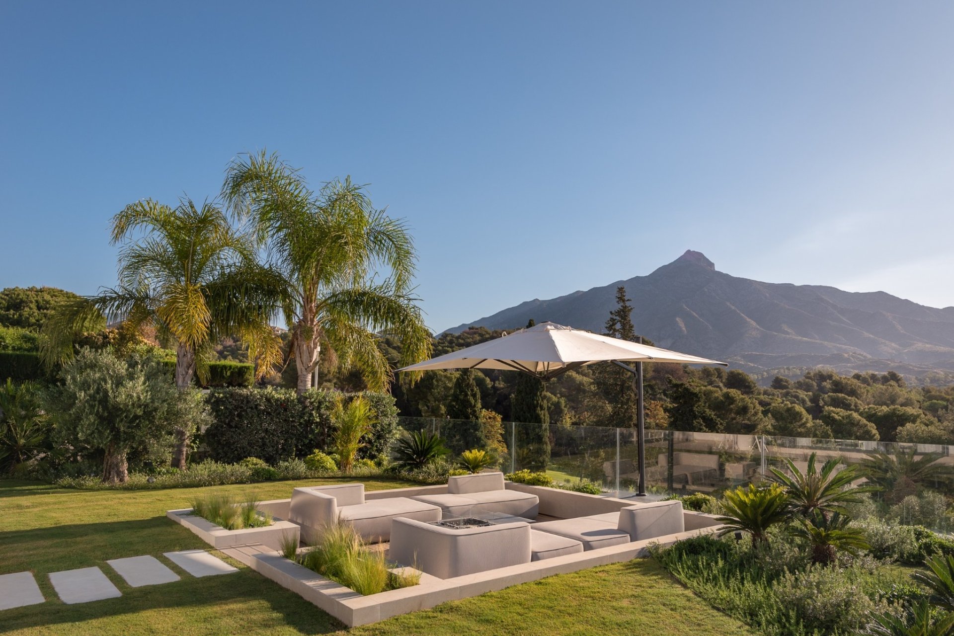 Revente - Villa -
Marbella - Nueva Andalucía