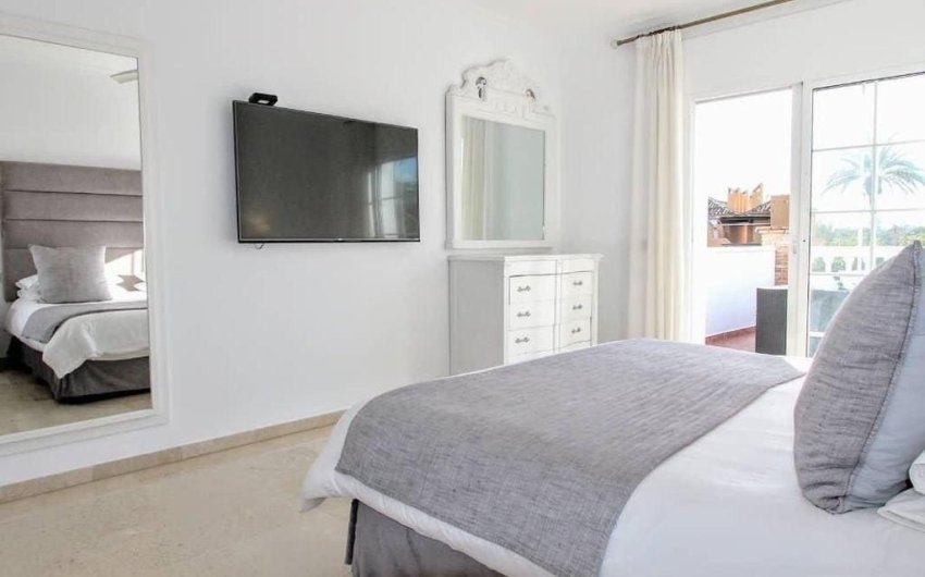 Revente - Villa -
Marbella - Nueva Andalucía