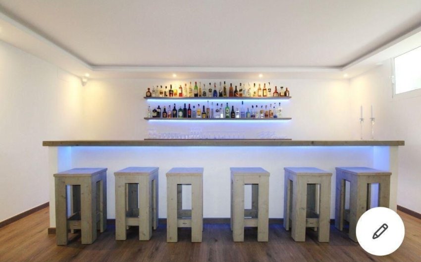 Revente - Villa -
Marbella - Nueva Andalucía