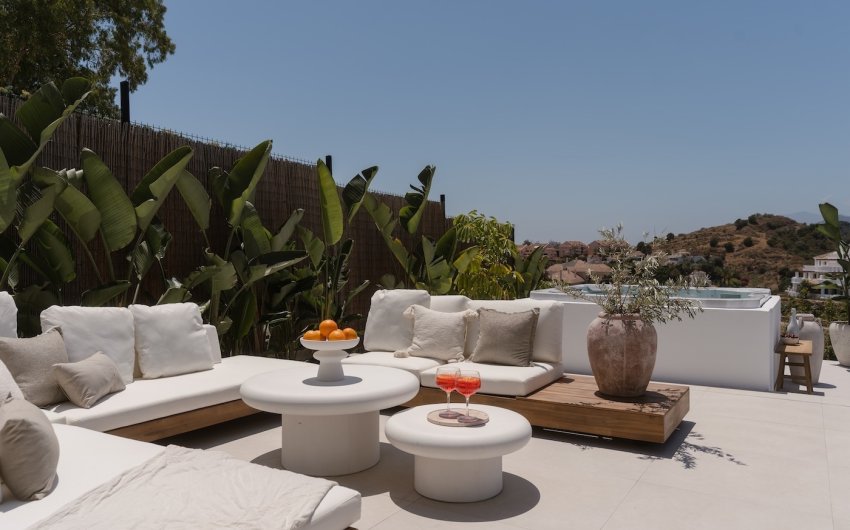 Revente - Villa -
Marbella - Nueva Andalucía