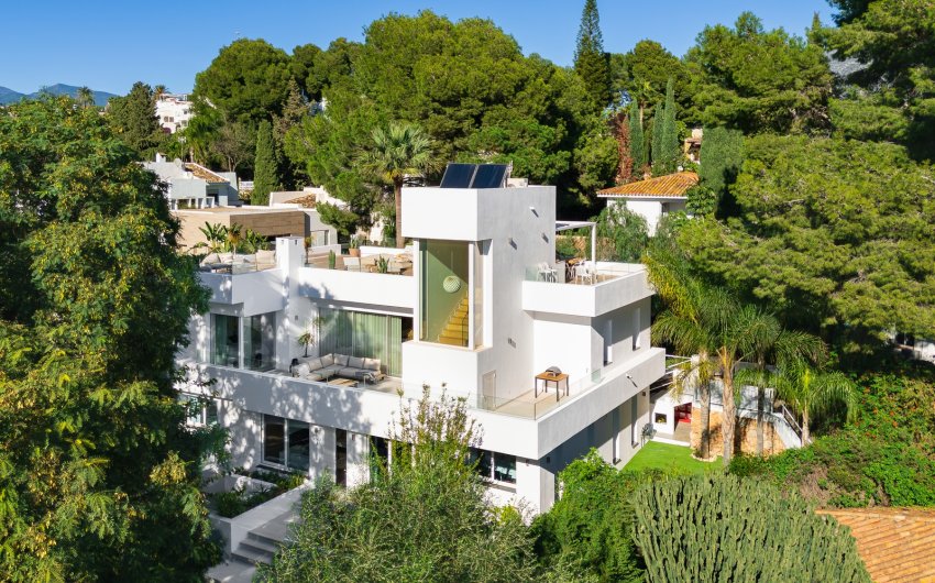 Revente - Villa -
Marbella - Nueva Andalucía