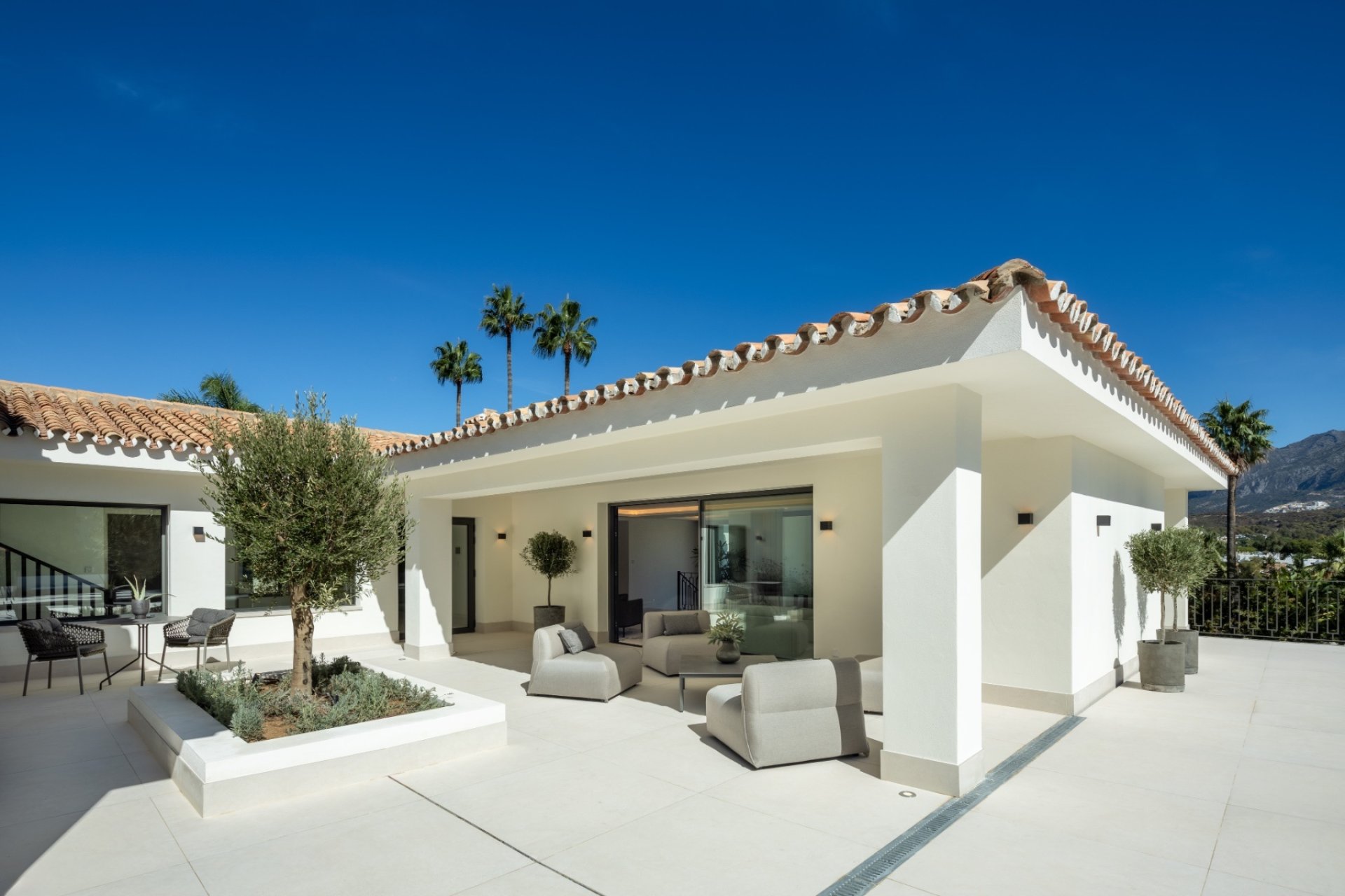 Revente - Villa -
Marbella - Nueva Andalucía