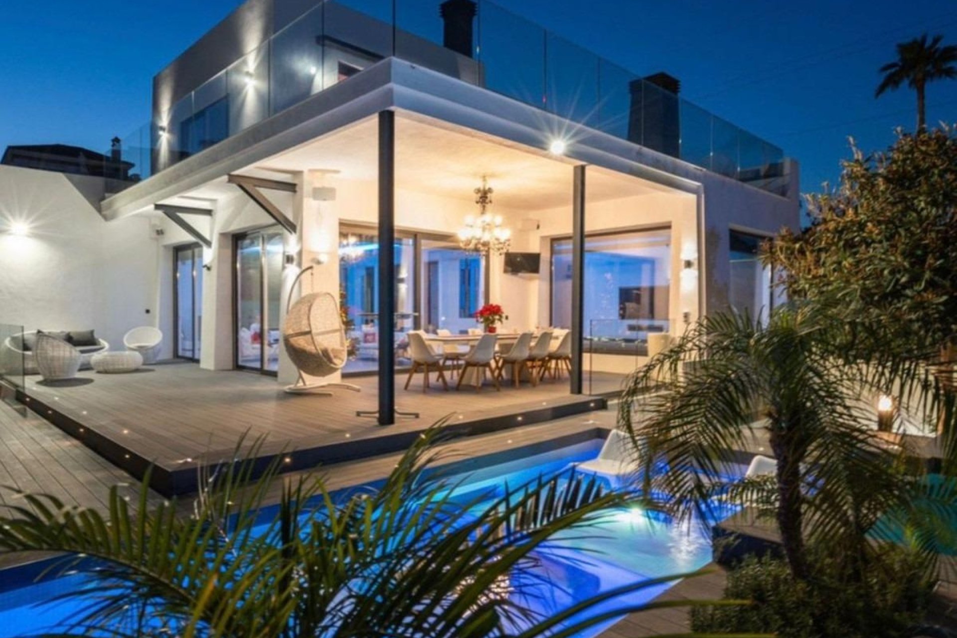 Revente - Villa -
Marbella - Nueva Andalucia